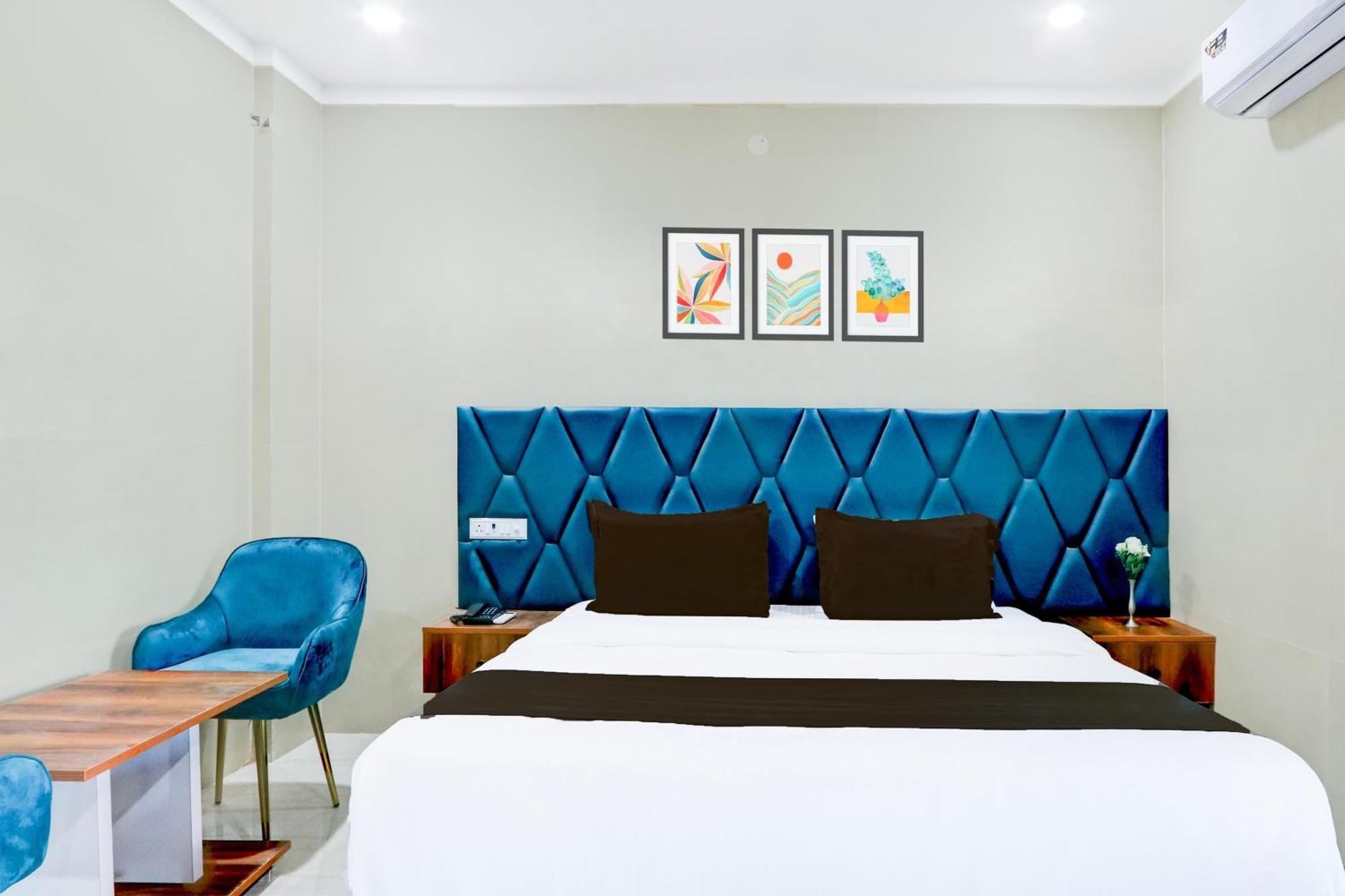Hotel O Pr Grand Khammam Luaran gambar